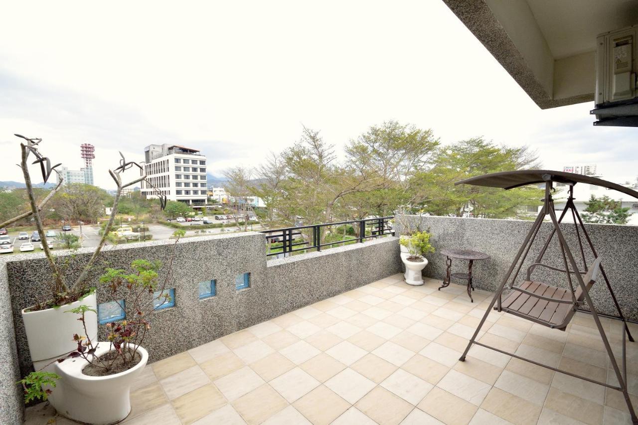 Moon Villa B&B Taitung Екстер'єр фото